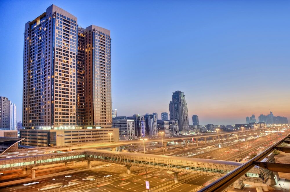 MERCURE DUBAI BARSHA HEIGHTS HOTEL APARTMENTS