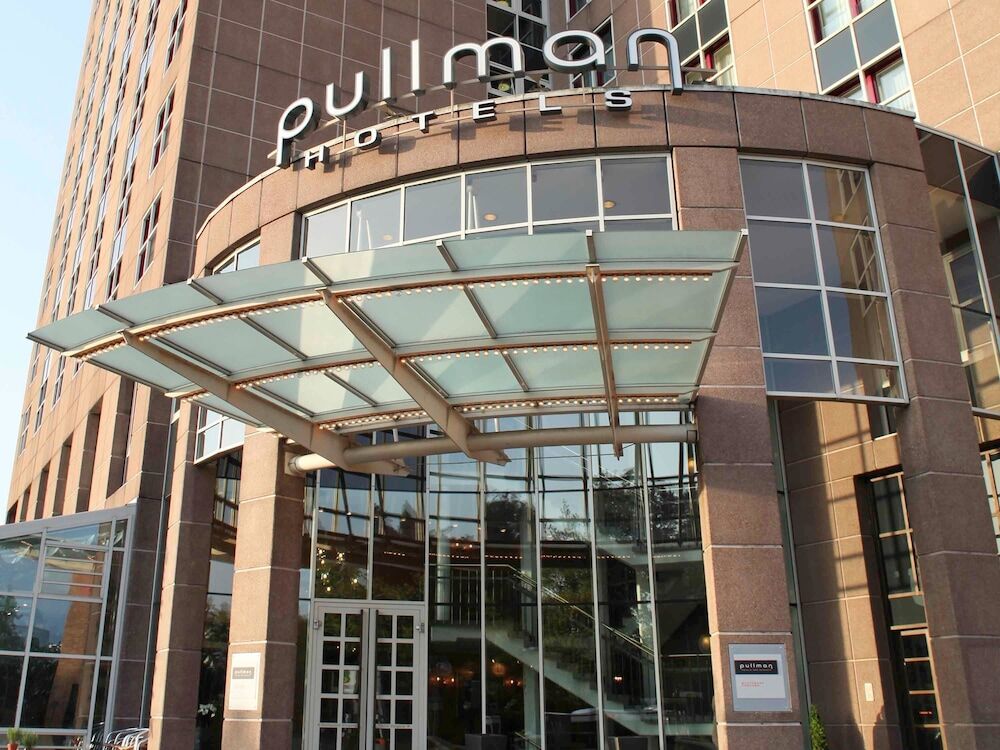 PULLMAN STUTGART FONTANA