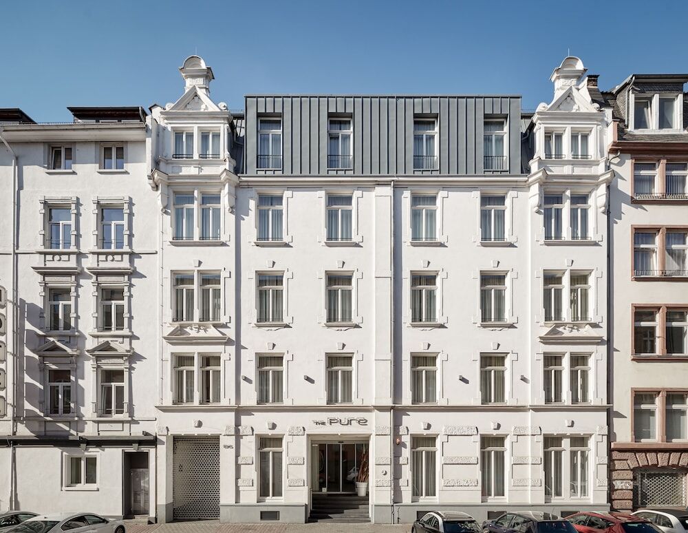 THE PURE FRANKFURT A MEMBER OF DESIGN HOTELS