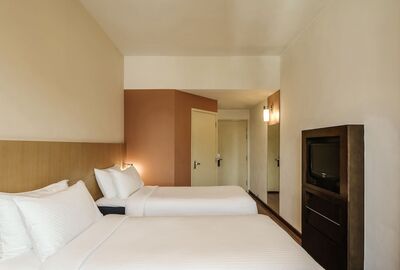 IBIS MILANO CA GRANDA